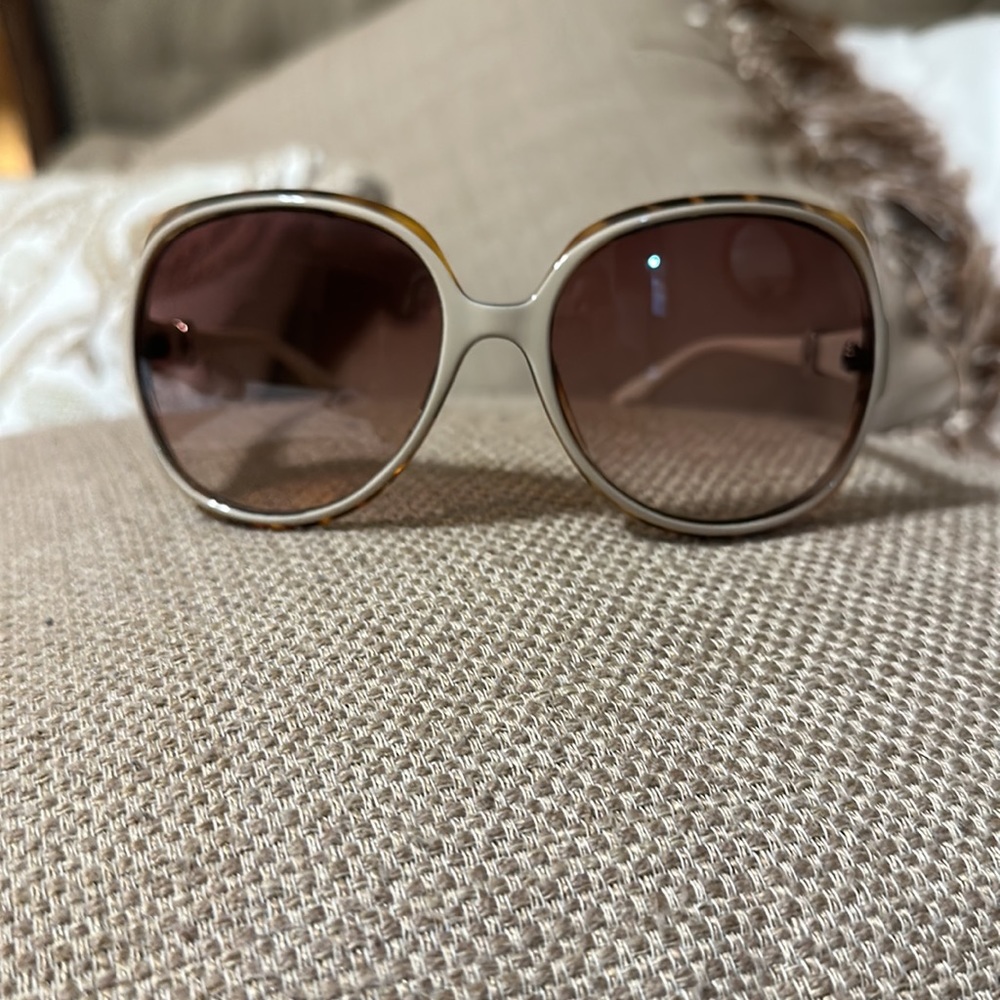 Sunglasses - Picture 3 of 3